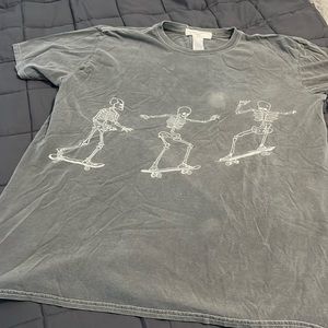 UrbanOutfitters/project socialT.One size. Gray.Used, good condition,super soft.